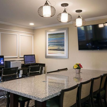 Baymont By Wyndham Detroit Airport/Romulus Ξενοδοχείο Εξωτερικό φωτογραφία