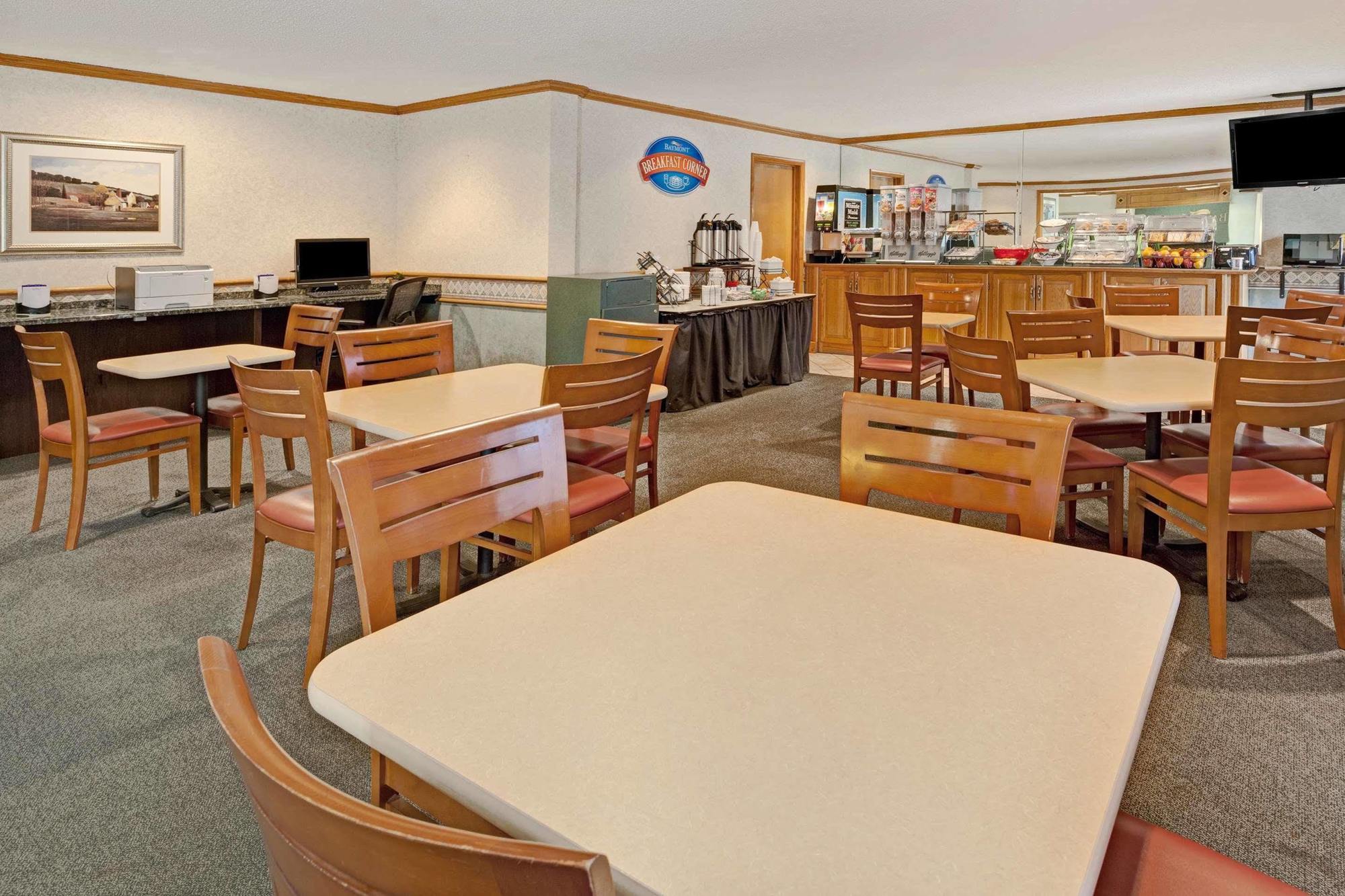 Baymont By Wyndham Detroit Airport/Romulus Ξενοδοχείο Εξωτερικό φωτογραφία